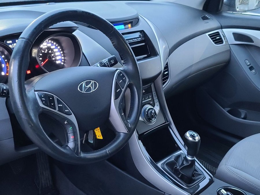 Hyundai Elantra 2013 2013 Bronze
