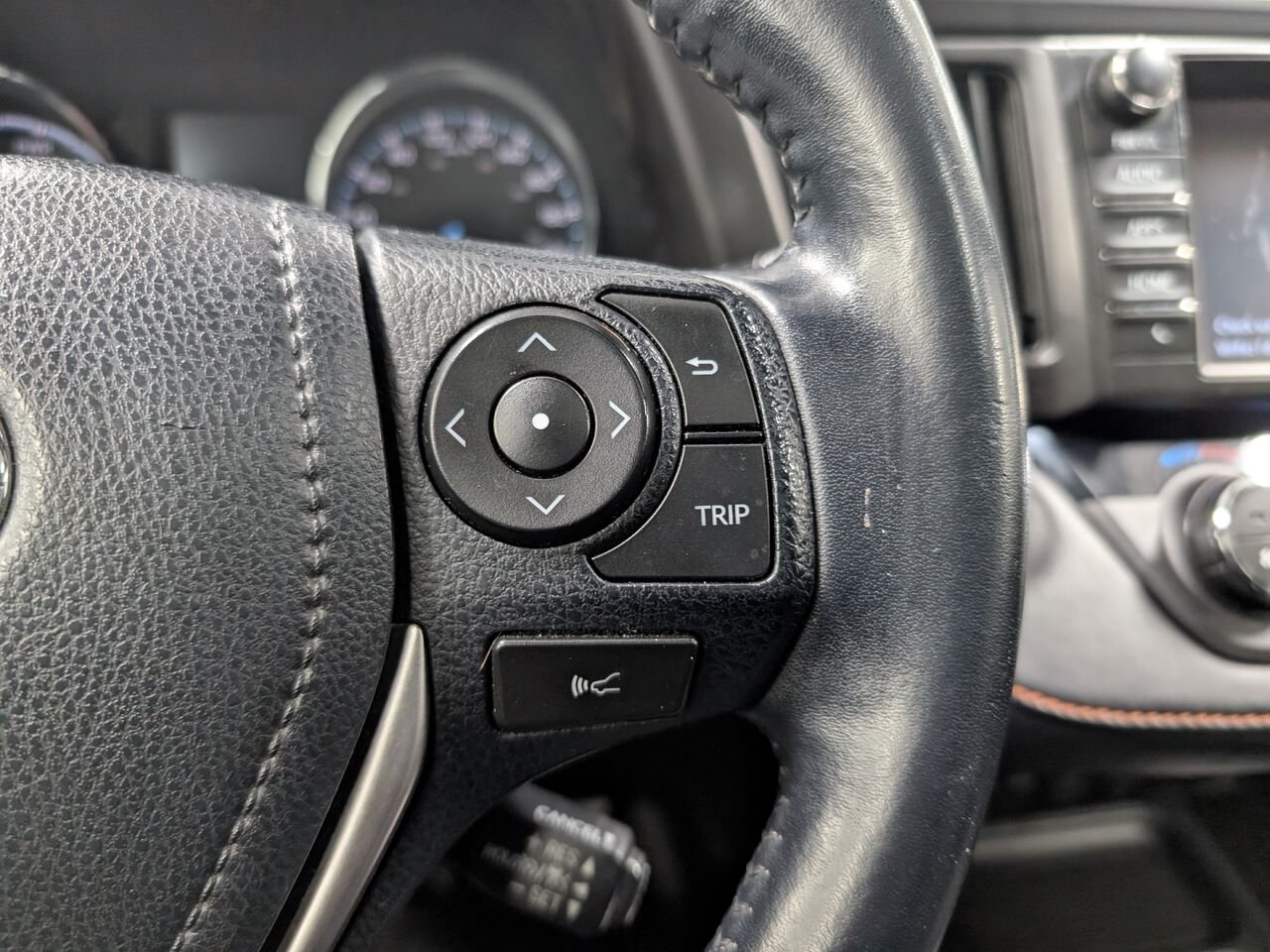 2017 Toyota RAV4 Hybrid JTMJJREV6HD088292 Electric Storm Blue Sherbrooke - photo #14