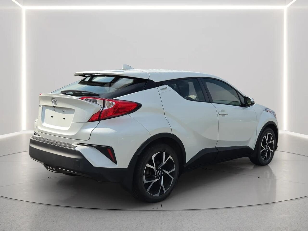 TOYOTA C-HR XLE PREMIUM 2021 Blizzard nacré Gatineau - photo #4