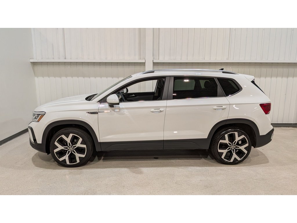 2022 Volkswagen Taos Highline 4MOTION White Val-David - photo #4