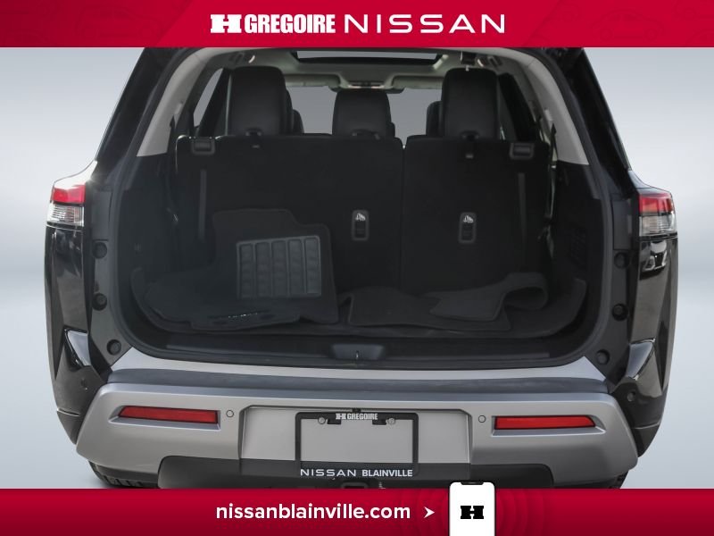 2024 Nissan Pathfinder Black Laval - photo #27