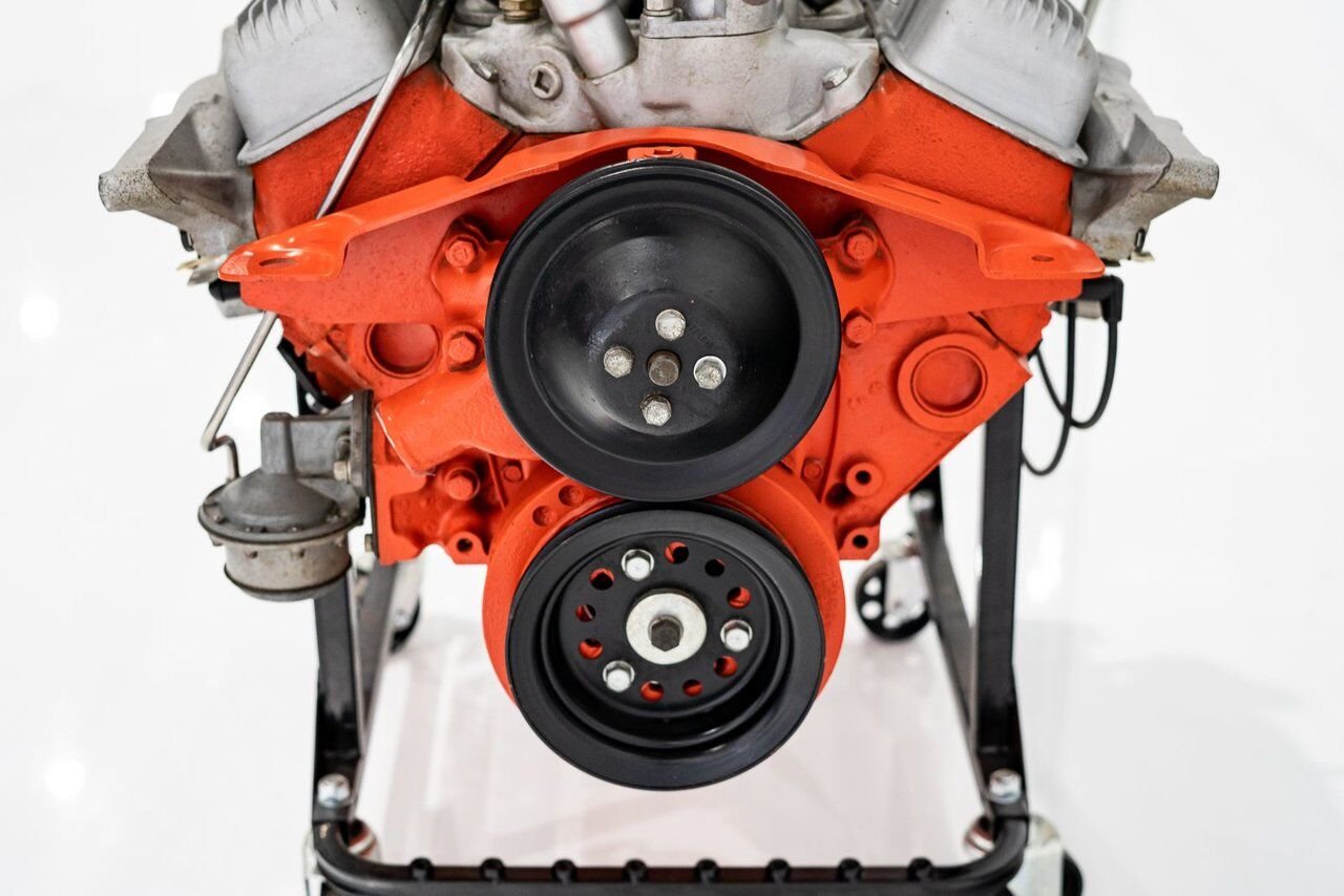 1962 Chevrolet 327/360HP PRIX EN USD | Fuelie Original Factory Motor never installed or stamped Montreal - photo #32