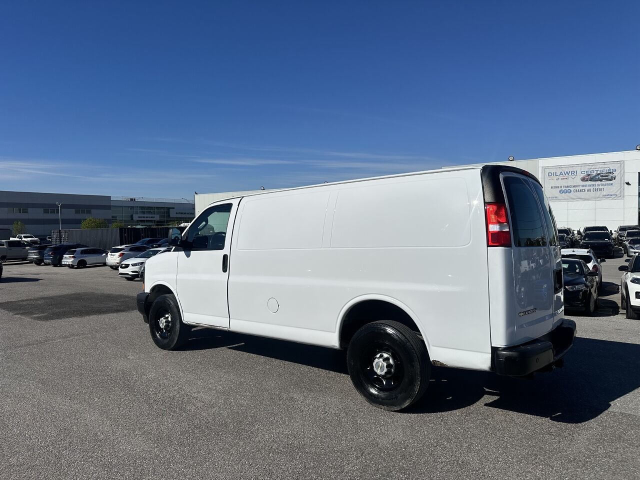 CHEVROLET EXPRESS G2500 Traction arrière 2500 135 po 2022 Blanc Gatineau - photo #19