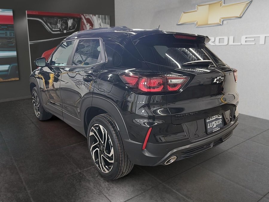 2026 CHEVROLET Trailblazer 2026 MOSAIC BLACK METALLIC