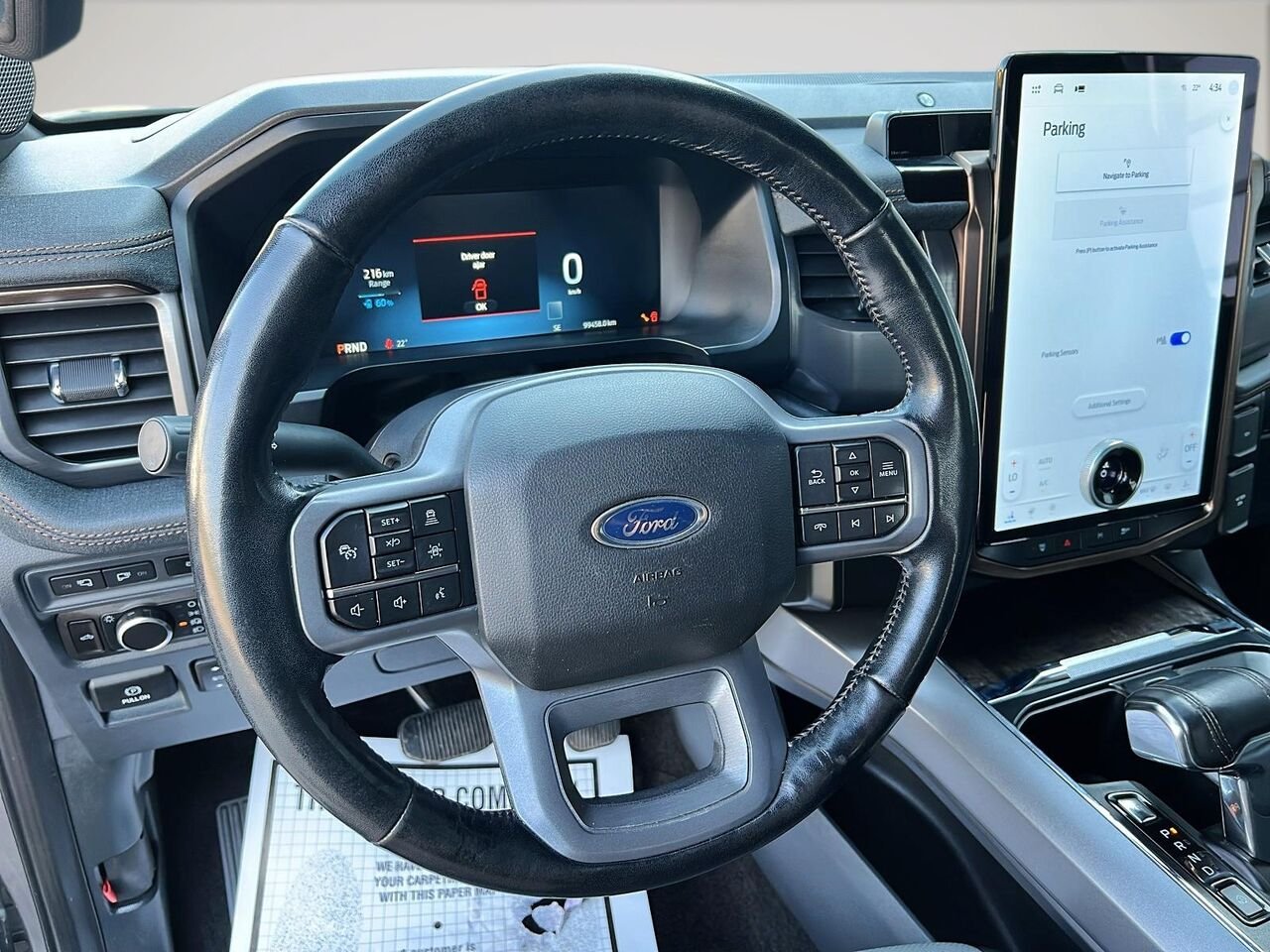 Ford F-150 Lightning LARIAT STANDARD RANGE 2023 Gris Québec - photo #11