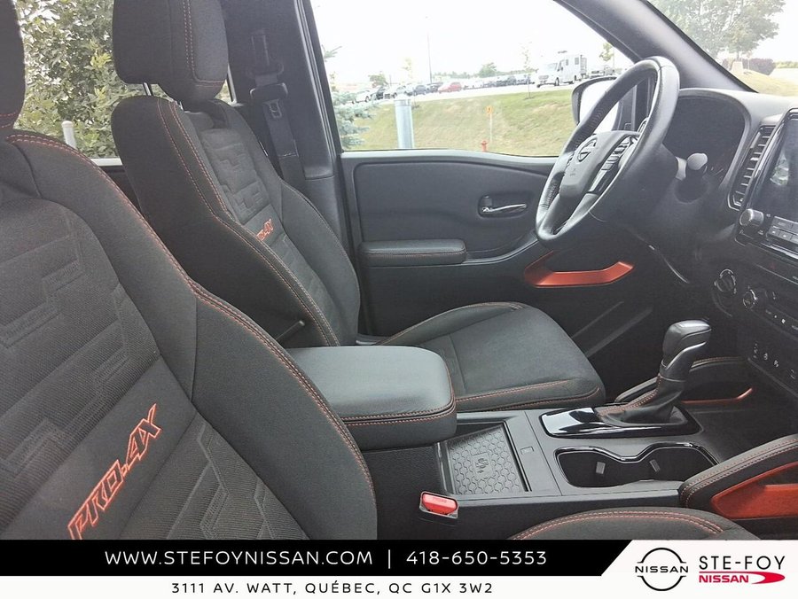2022 Nissan Frontier PRO-4X 2022 Grey