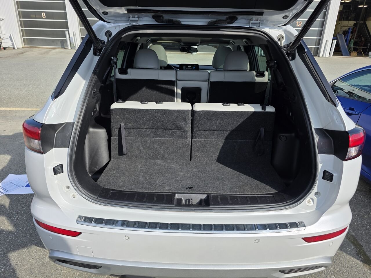 2022 Mitsubishi Outlander GT S-AWC White Rouyn-Noranda - photo #19