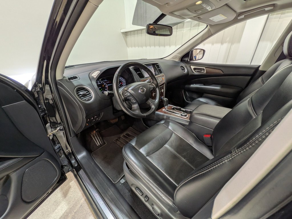 2020 Nissan Pathfinder 4x4 Platinum Black Val-David - photo #10
