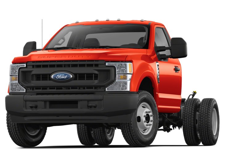 2026 Ford Super Duty F-350 à roues arrière jumelées Châssis-cabines XLT