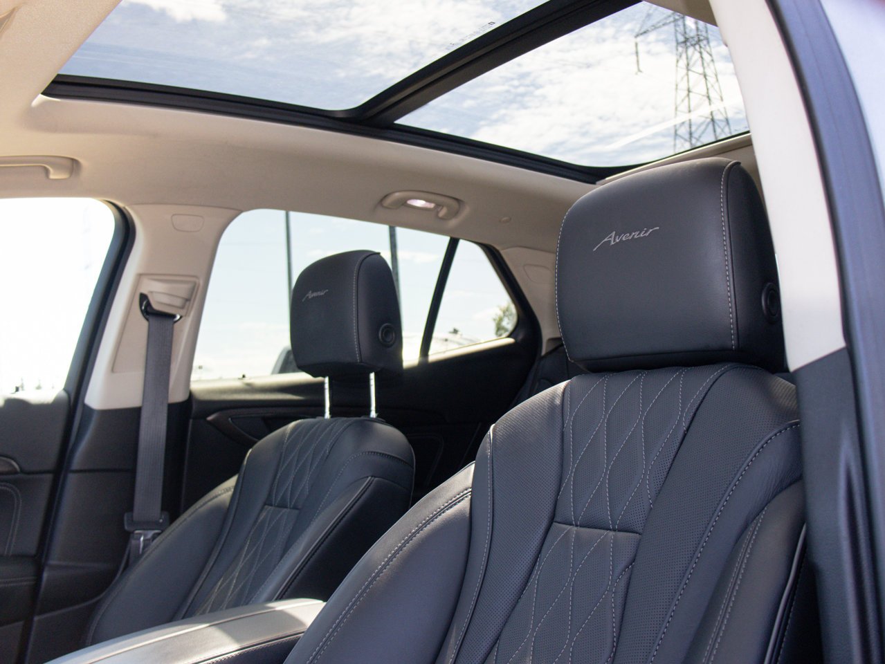 2023 Buick Envision AWD 4dr Avenir Grey Sherwood Park - photo #18