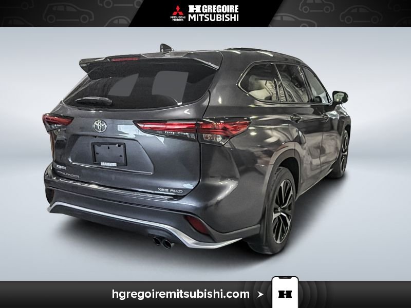 2022 Toyota Highlander Grey Laval - photo #8