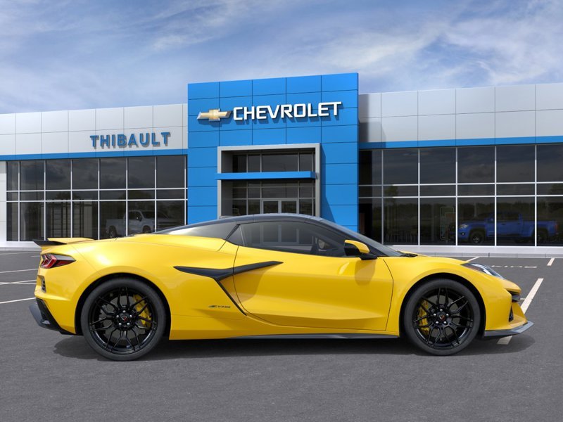 CHEVROLET Corvette Z06 cabriolet 2 portes avec 3LZ 2026 TEINTE JAUNE COMPETITION Sherbrooke - photo #4