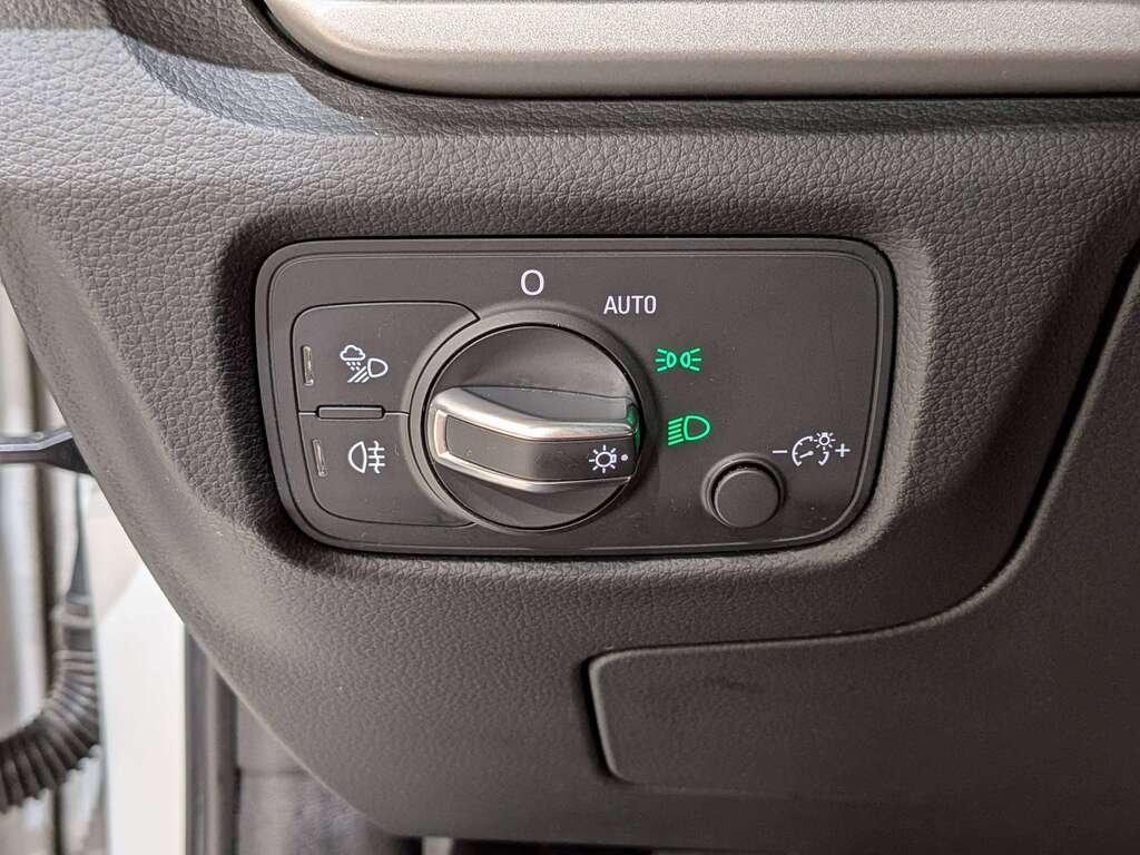 Audi A3 Sedan 2.0 TFSI quattro Komfort 2018 Blanc Val-David - photo #30