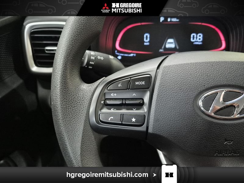 2023 Hyundai Venue Black Blainville - photo #19