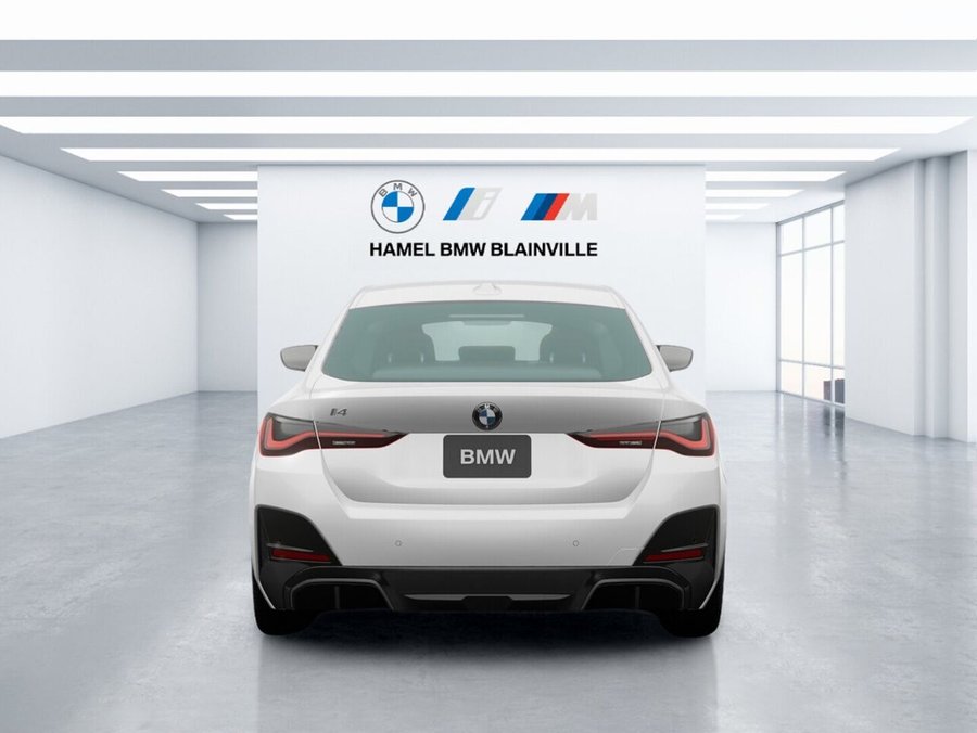2026 BMW i4 2026 Alpine White