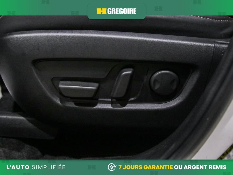 2025 Mazda CX-70 White Blainville - photo #21