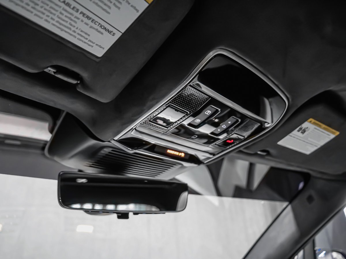 2024 Land Rover Range Rover Sport EDITION ONE SV Black Montreal - photo #35