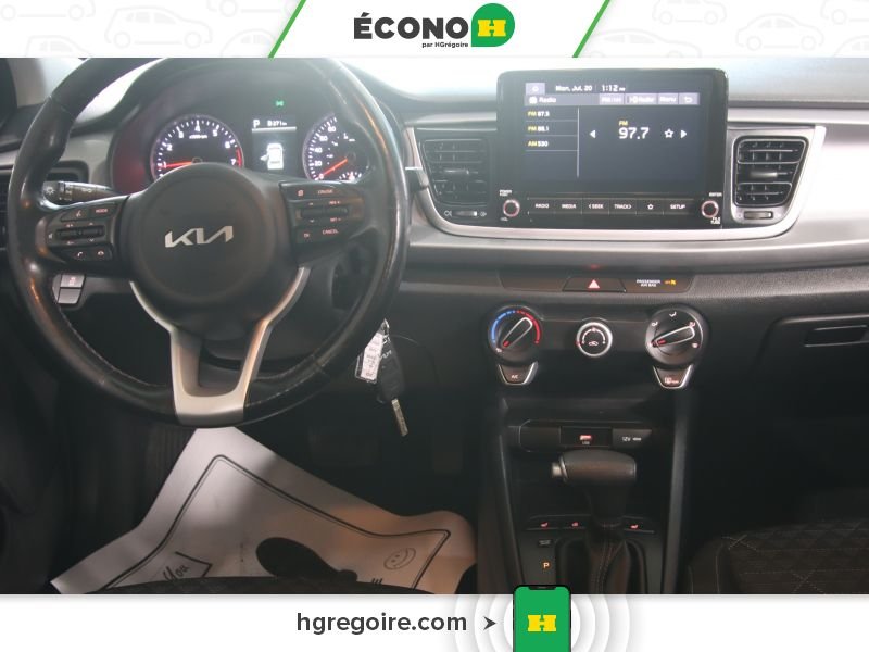 2023 Kia Rio 5 Silver Blainville - photo #19
