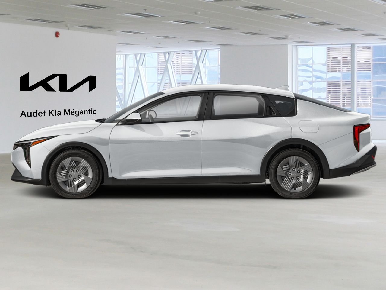 2026 Kia K4 Snow White Pearl Nantes - photo #1