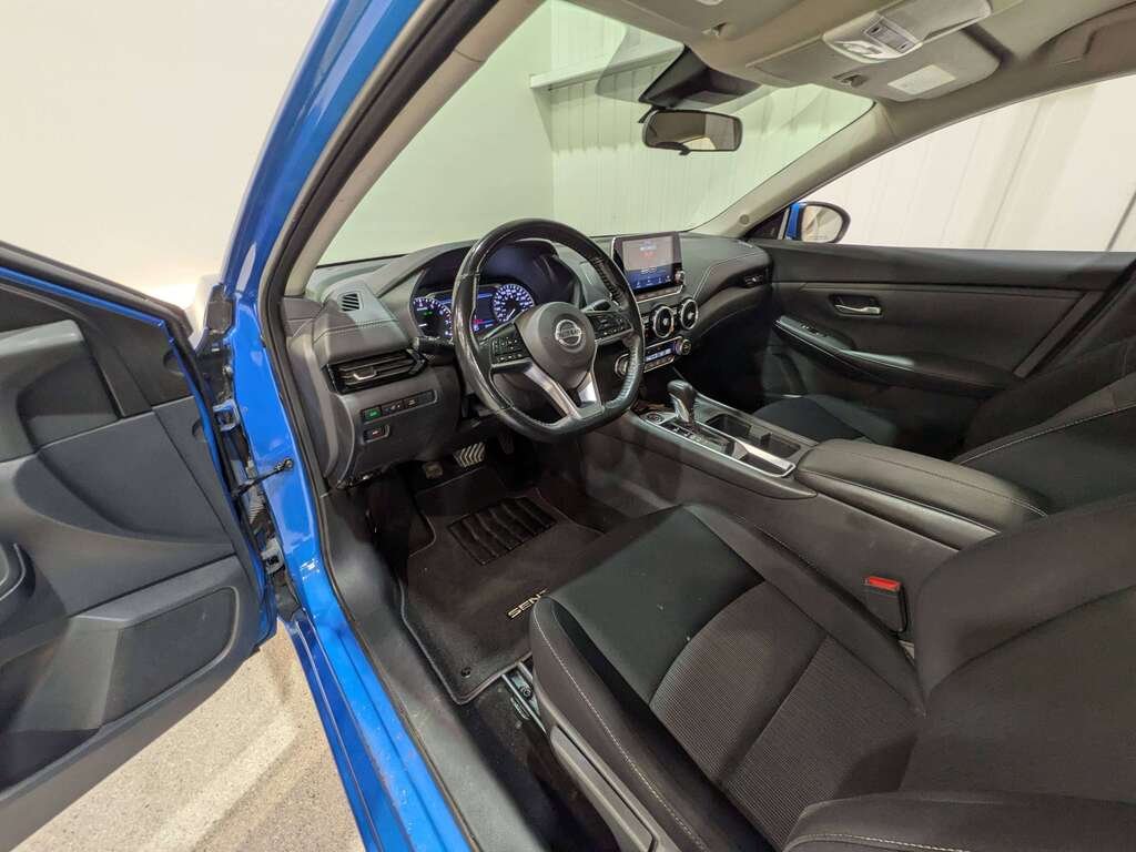 2021 Nissan Sentra SV CVT Blue Val-David - photo #9