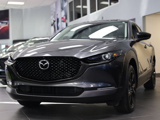 Mazda CX-30 GT turbo, awd, toit ouvrant, Écran 360 degré, Navigation, chargeur sans fil pour cellulaire 2025 Gris aéro métallisé