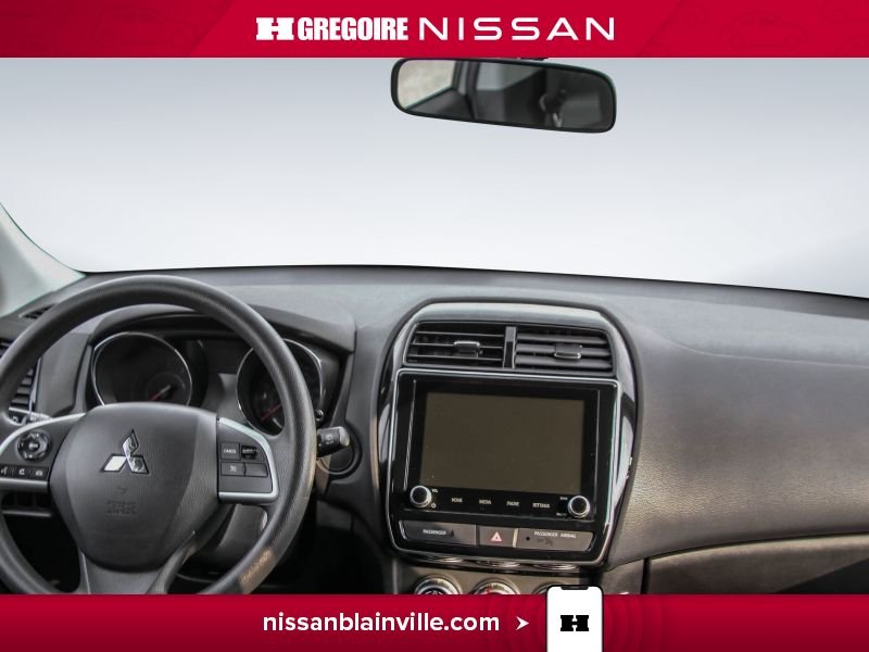 2022 Mitsubishi RVR White Blainville - photo #13