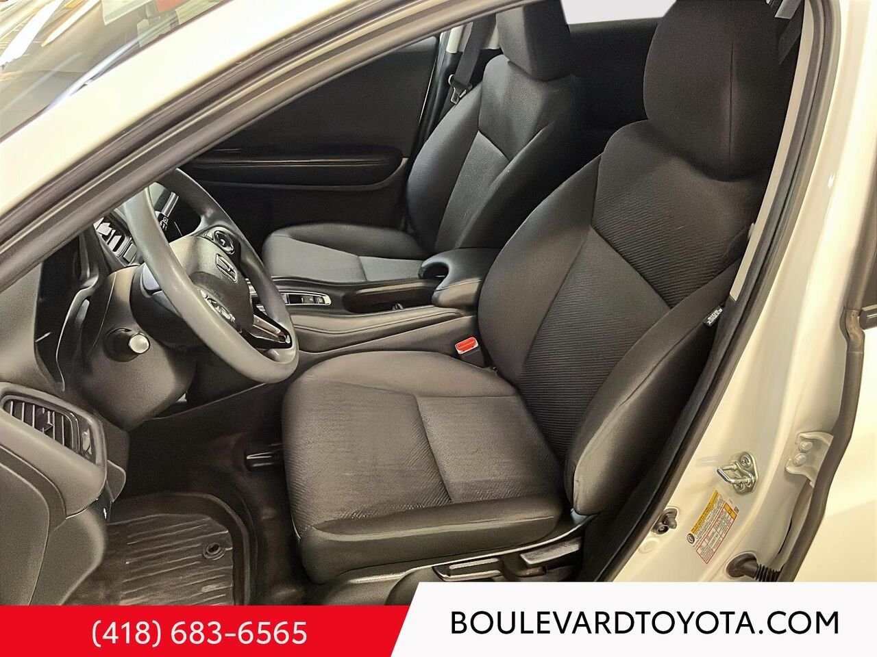 2018 Honda HR-V 100072B-81 | LX White Québec - photo #8