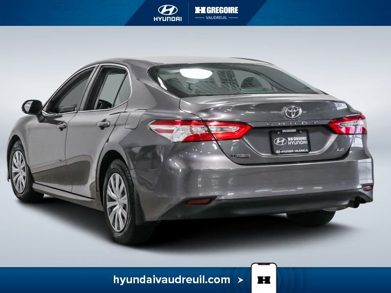 2020 Toyota Camry Grey Laval - photo #7