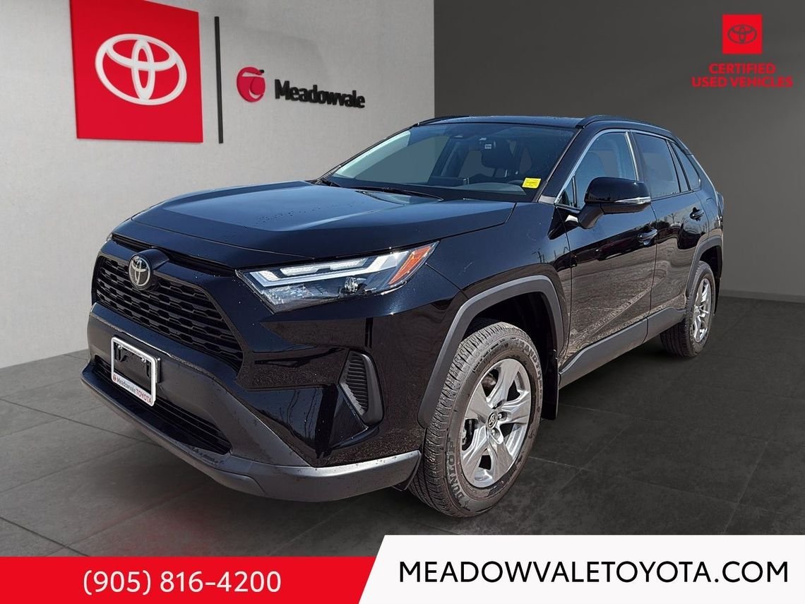 2025 Toyota RAV4 Sunroof, Power Drivers Seat, Heated Front Seats and Steering Wheel, Power Trunk, 17" Alloy's Midnight Black Metallic Mississauga - photo #0