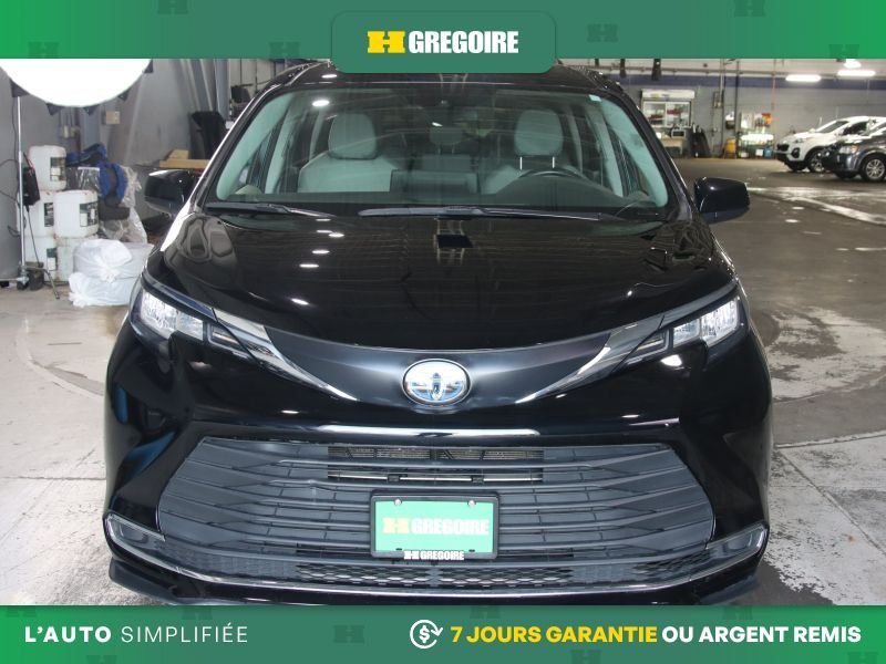 Toyota Sienna 2023 Noir Saint-Eustache - photo #1