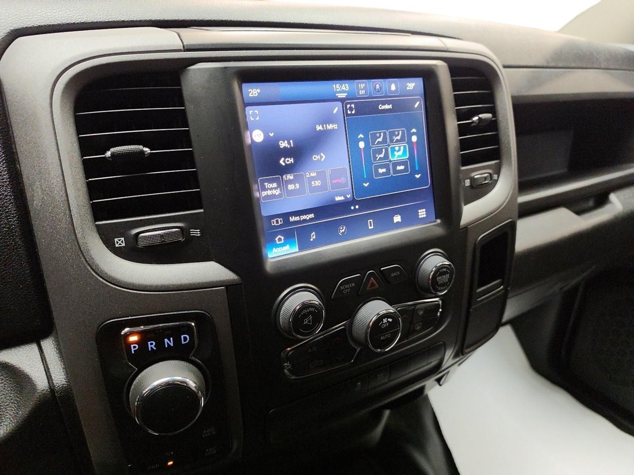 2023 Ram 1500 Classic VIN 1C6RR7ST9PS520748 Baie-Comeau - photo #18