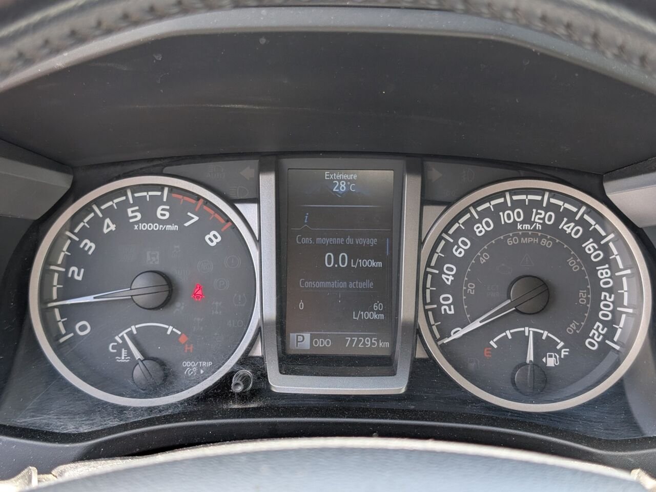Toyota Tacoma SR5/SIÈGES CHAUFFANTS/CAMÉRA DE RECUL/BLUETOOTH/AC 2019 Bleu Sherbrooke - photo #16