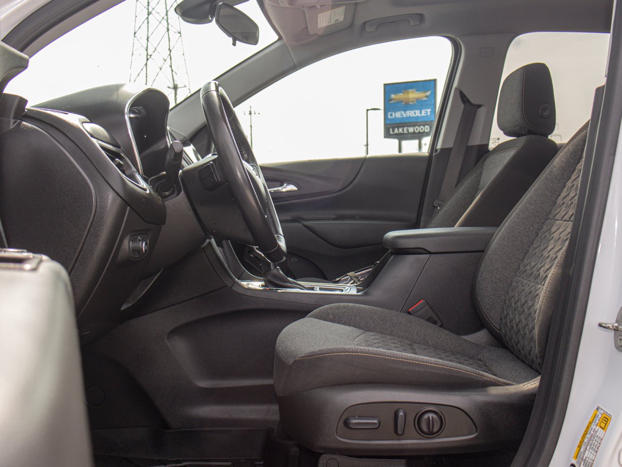 2022 Chevrolet Equinox AWD 4dr LT w/1LT White Sherwood Park - photo #17