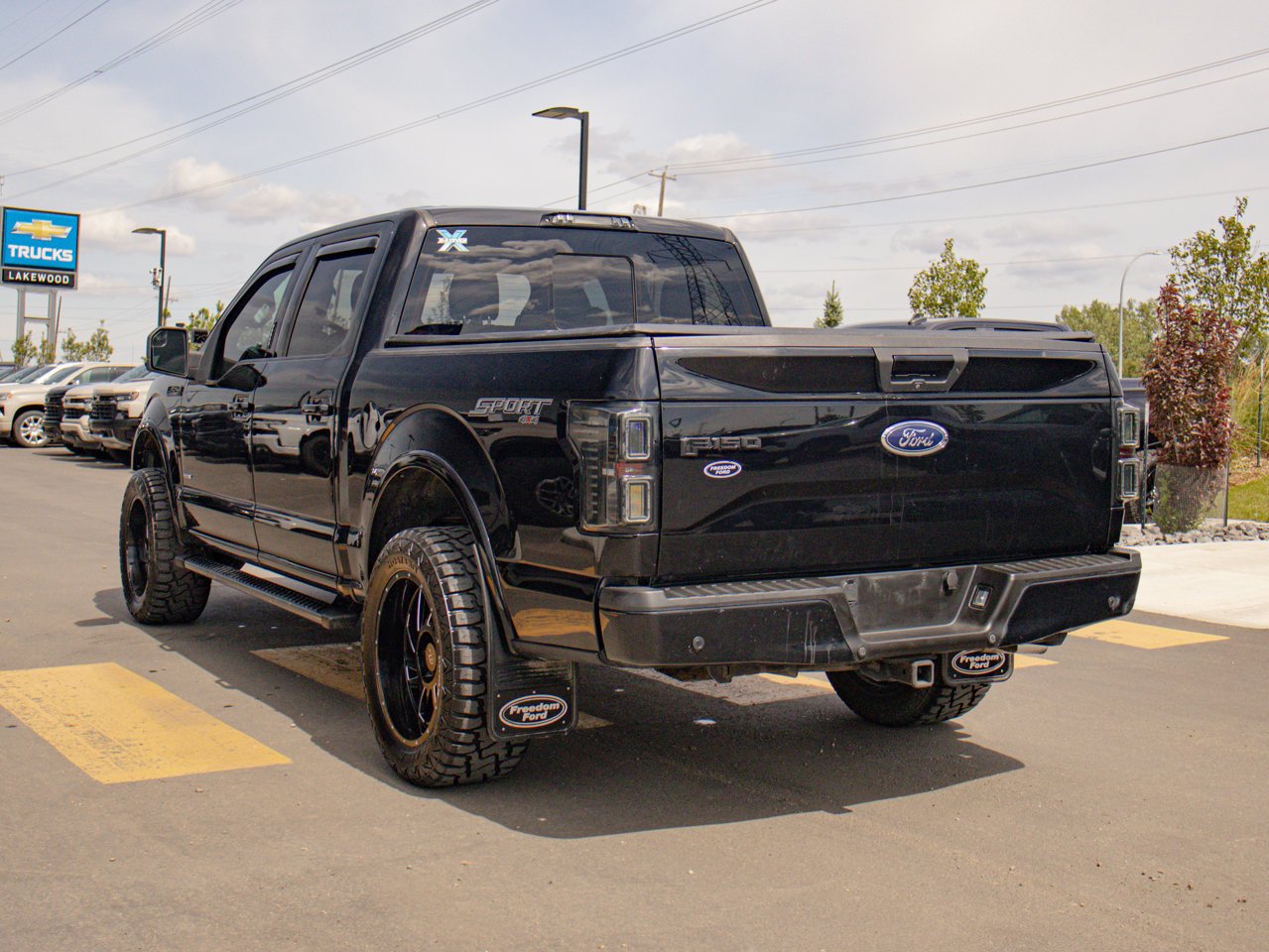 2016 Ford F-150 4WD SuperCrew 145 XLT Black Sherwood Park - photo #7