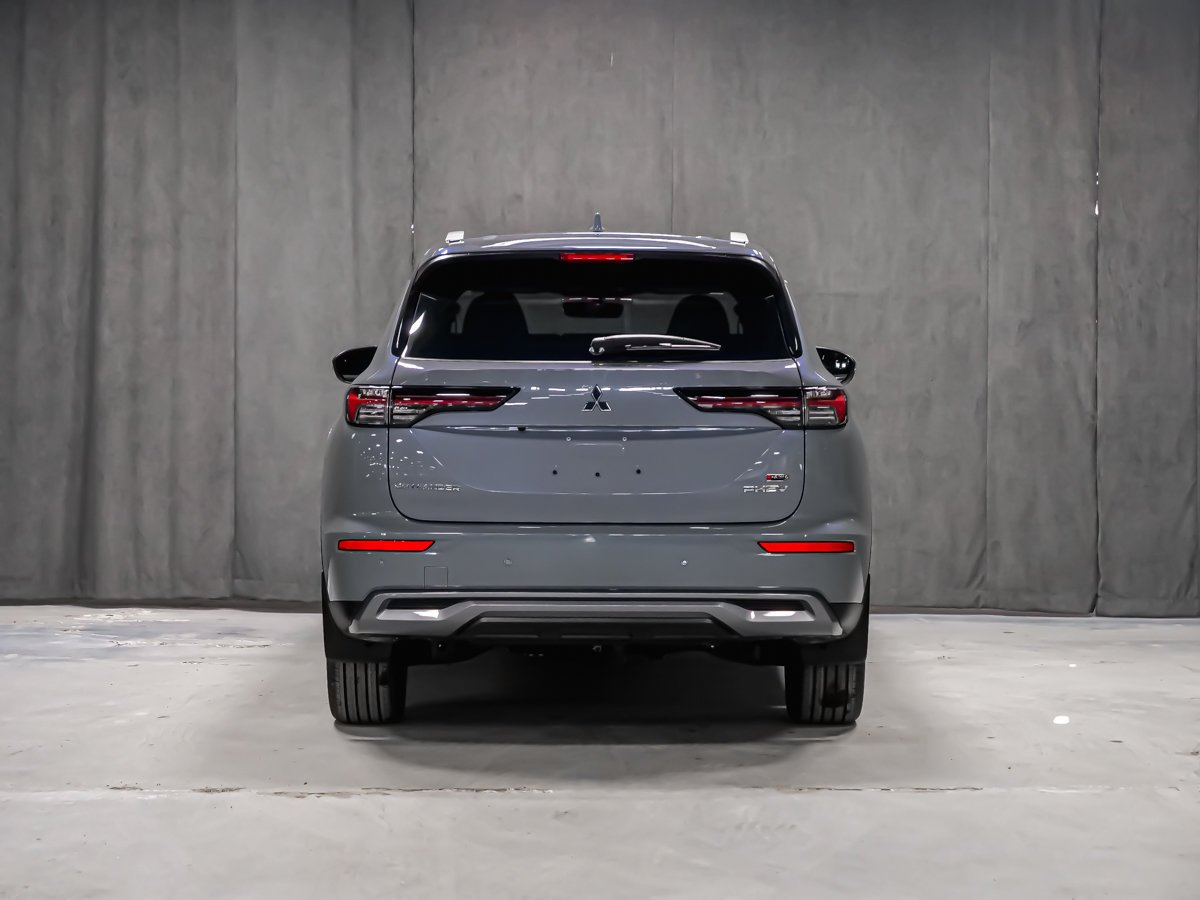 Mitsubishi Outlander PHEV SEL 2026 Fini Gris pierre de lune de qualité supérieure Montréal - photo #5