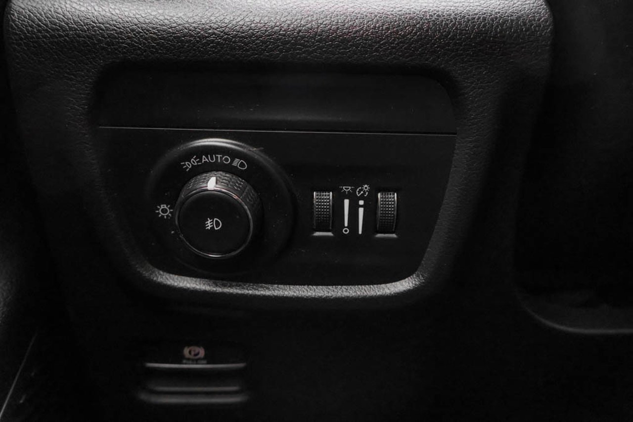 2022 Jeep Grand Cherokee L Overland 4x4 Ember Pearl Sherwood Park - photo #18
