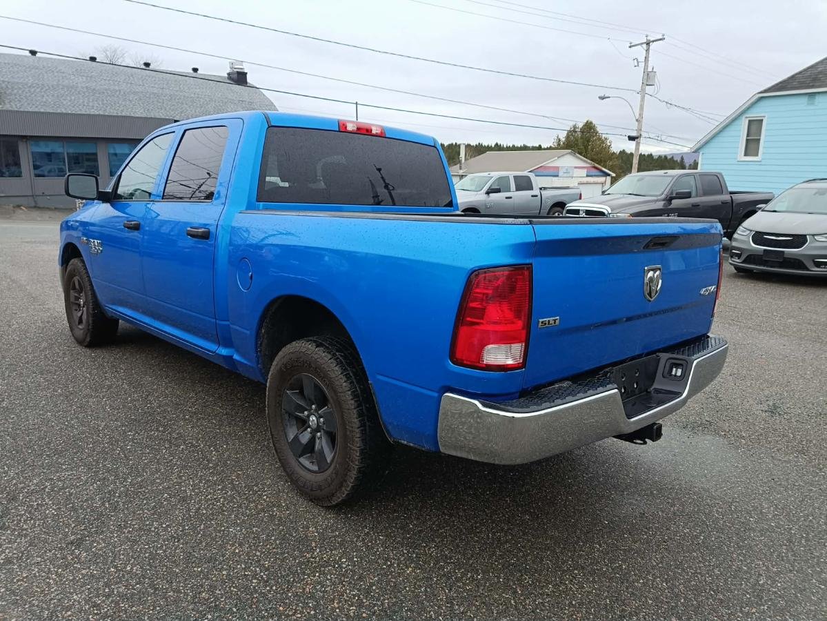 2023 RAM 1500 Classic Blue Lac Mégantic - photo #4