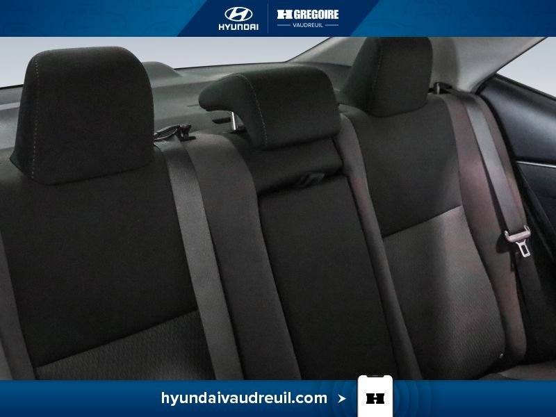 2018 Toyota Corolla Blue Laval - photo #31