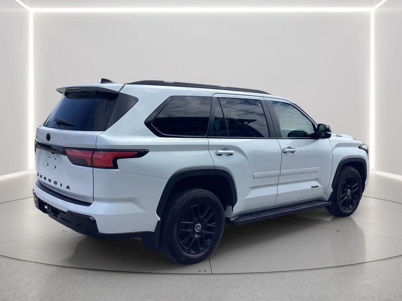 Toyota Sequoia 2024 Blanc Gatineau - photo #4