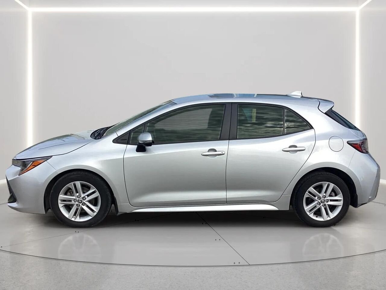 TOYOTA Corolla à hayon 2022 Argent classique métallisé Gatineau - photo #1