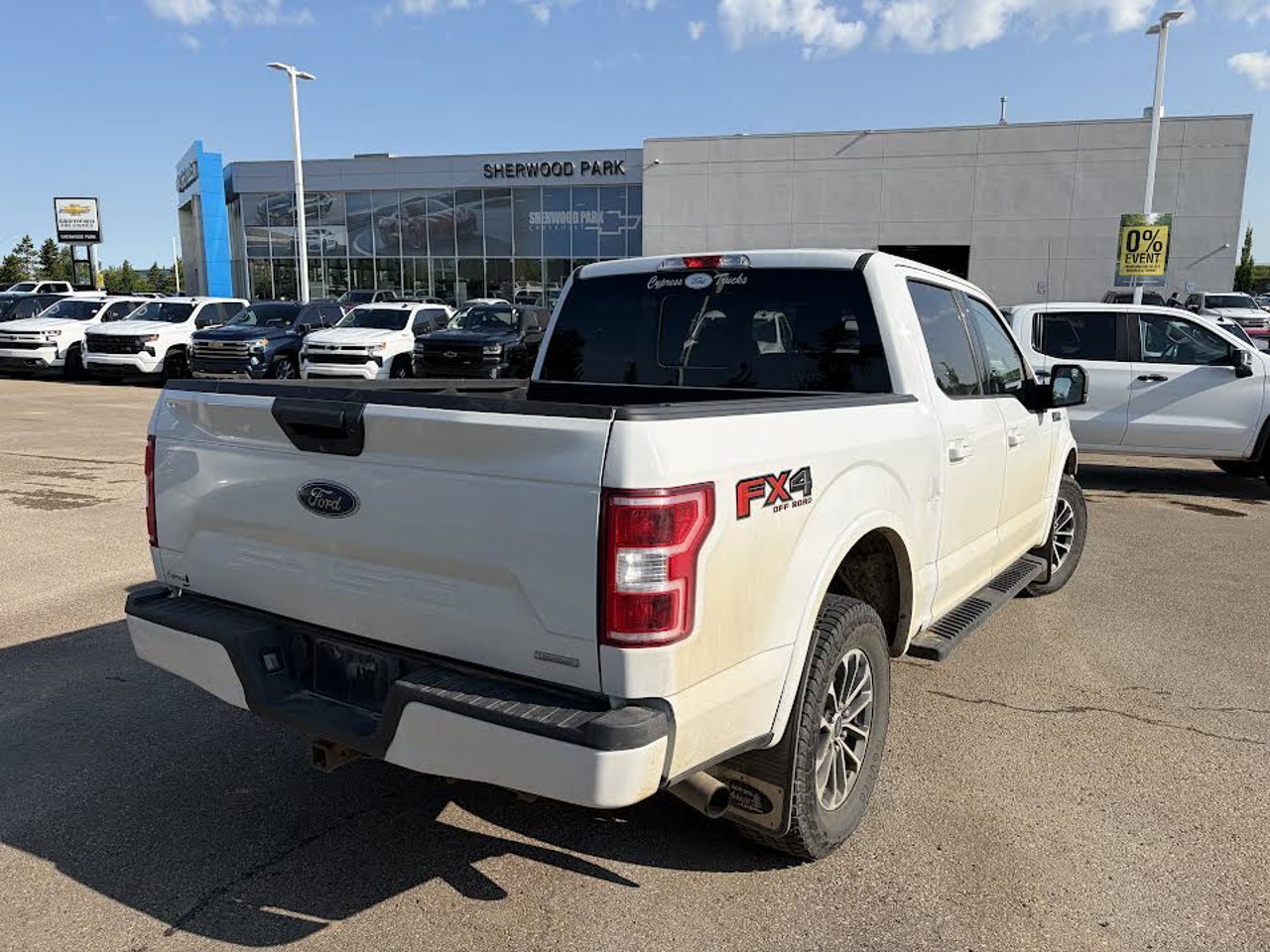2019 Ford F-150 XLT 4WD SuperCrew 5.5' Box White Sherwood Park - photo #4