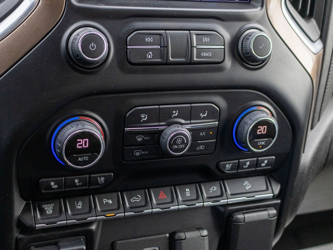 Chevrolet Silverado 2500HD High Country cabine multiplace 4RM 159 po 2022 Blanc Châteauguay - photo #16