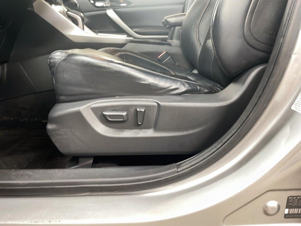 2018 Mitsubishi Eclipse Silver Amos - photo #11