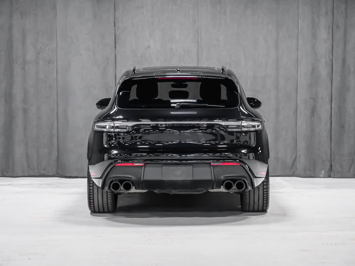 2025 Porsche Macan GTS Black Montreal - photo #8