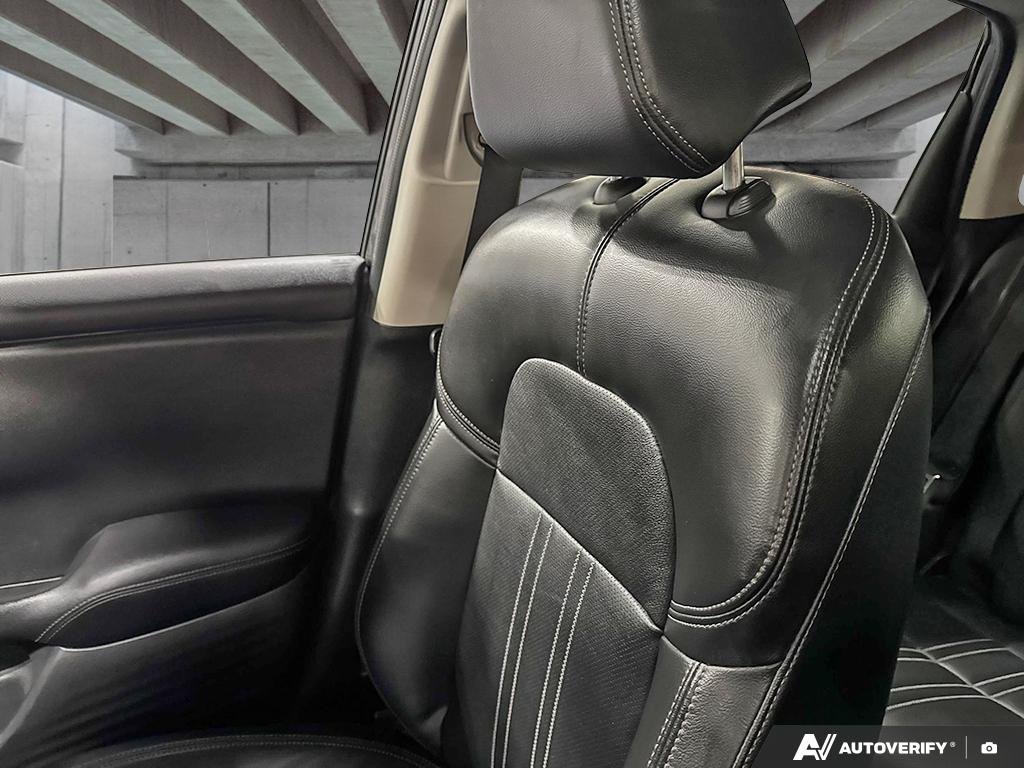 2024 Honda HR-V 2600116A | EX-L Navi gray Edmonton - photo #18
