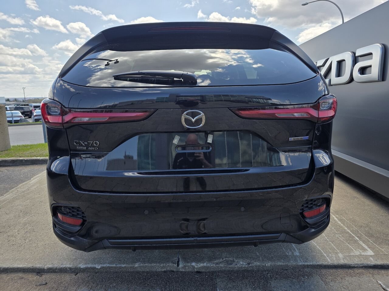 Mazda CX-70 hybride rechargeable 2026 Noir de jais mica Donnacona - photo #4