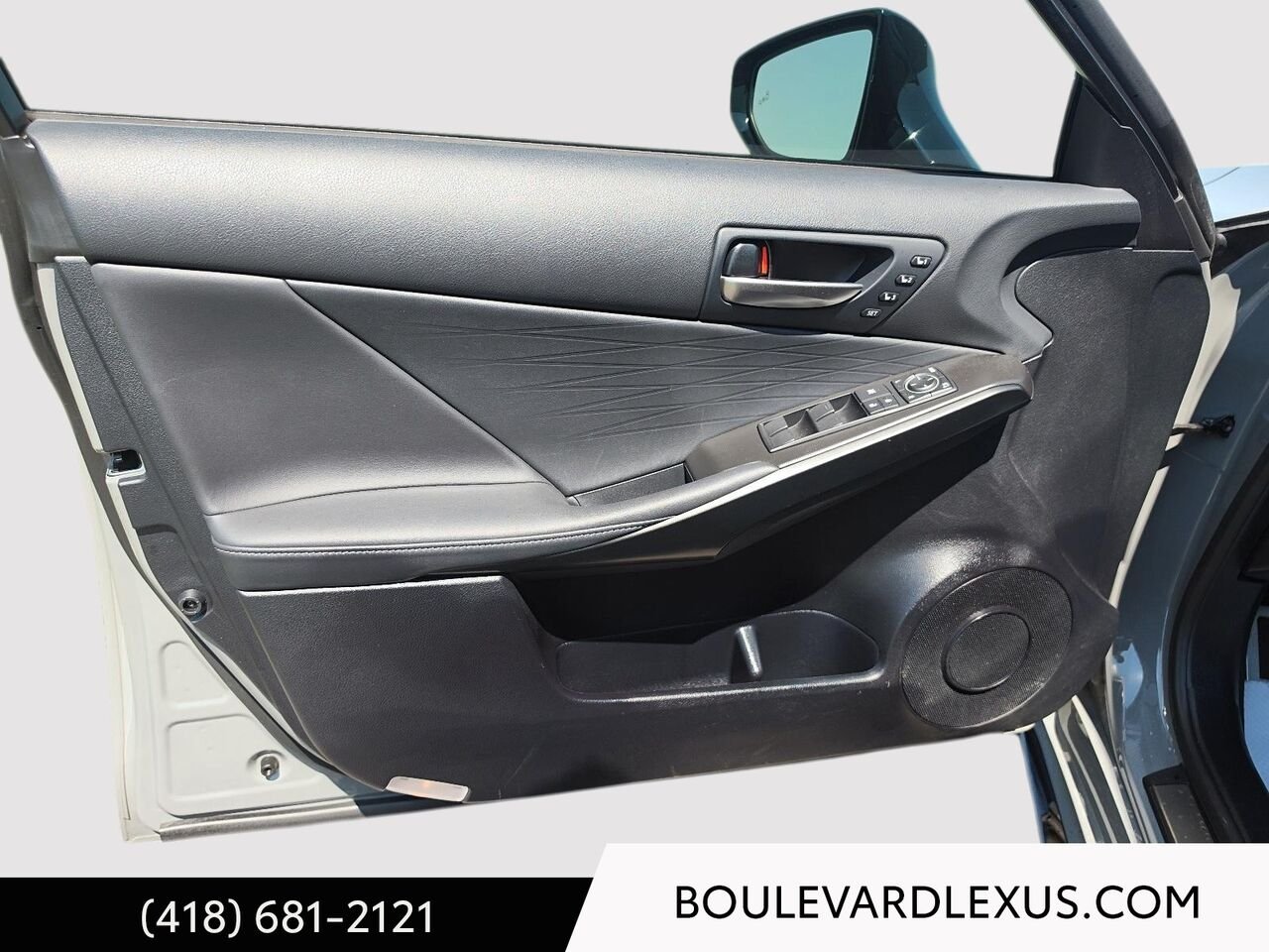 Lexus IS 19860A 2025 Gris Québec - photo #7