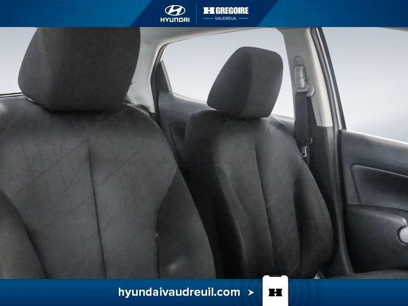Mazda 2 2011 Argent Blainville - photo #26