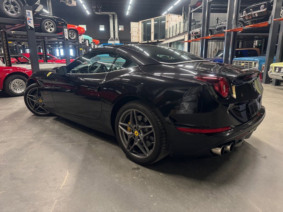 2015 Ferrari California 2015 Black