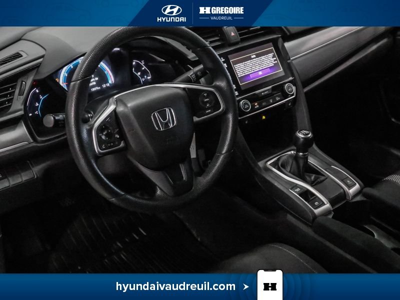 2018 Honda Civic White Blainville - photo #15